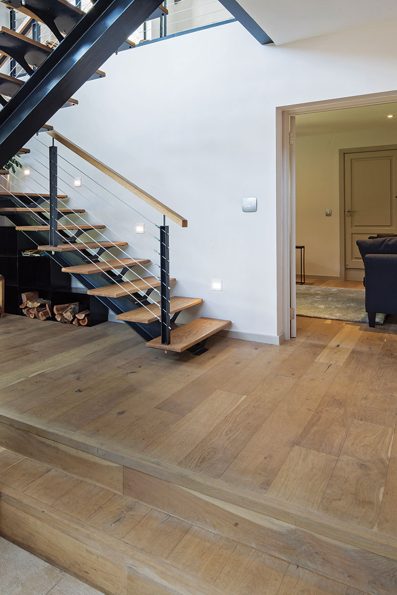 Finoak Rustic190 Lifestyle 2 Buy Online with Nationwide Delivery - FlooringStore.co.za